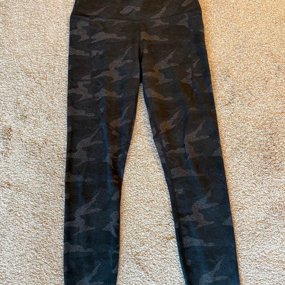 Vuori Dark Gray Textured Fabric